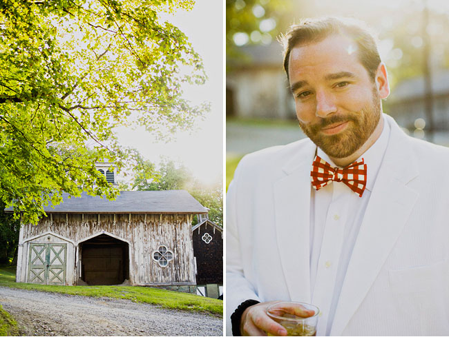 groom in white tux and red bowtie