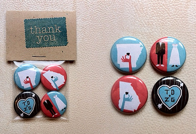 For their favors Tiffany Zach made button packs for all their guests