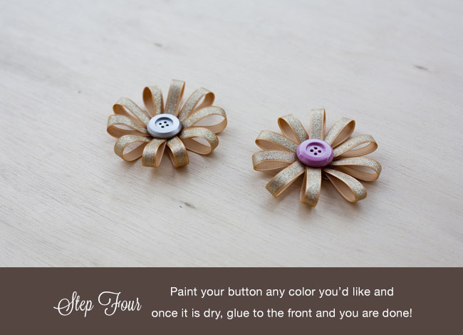 DIY fabric button boutonniere finished